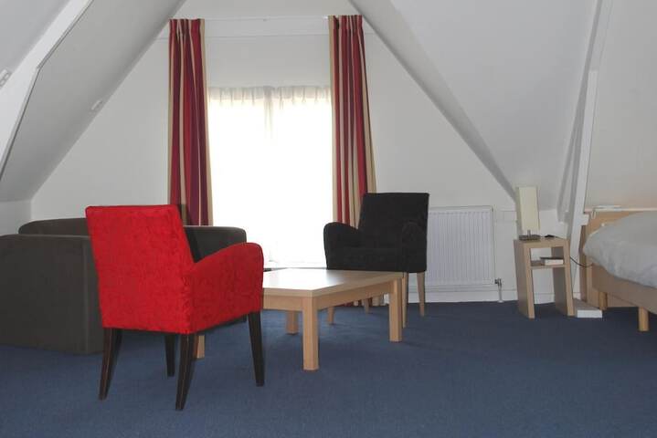 Room 17 of 29