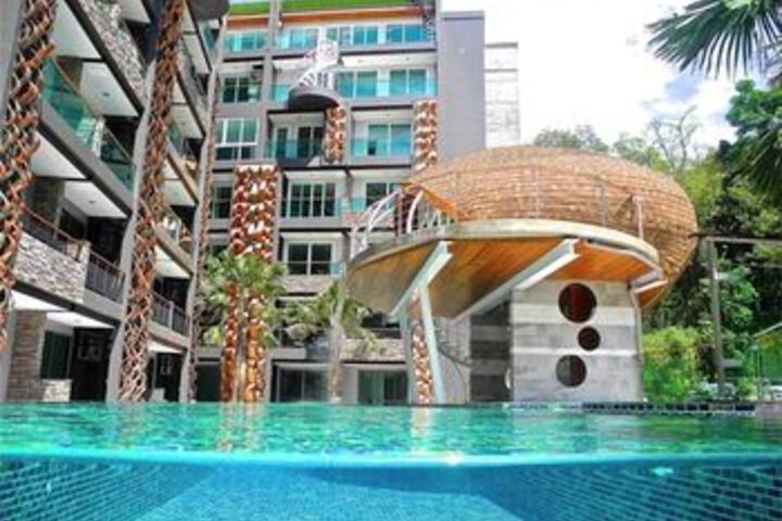 Pool 16 of 20