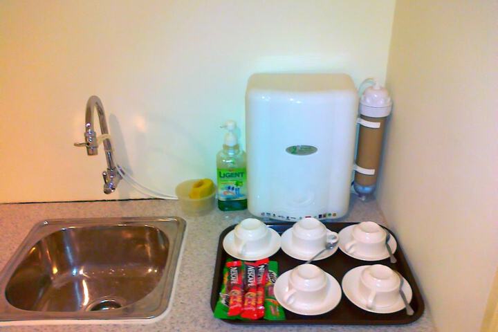 Breakfast/Coffee Service 26 of 27