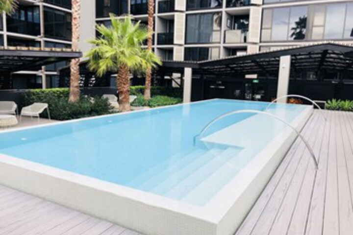Pool 13 of 21