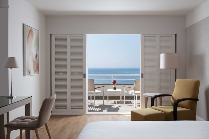 Room 20 of 100
