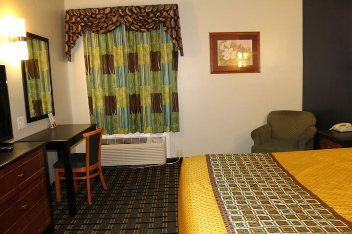Room 3 of 17