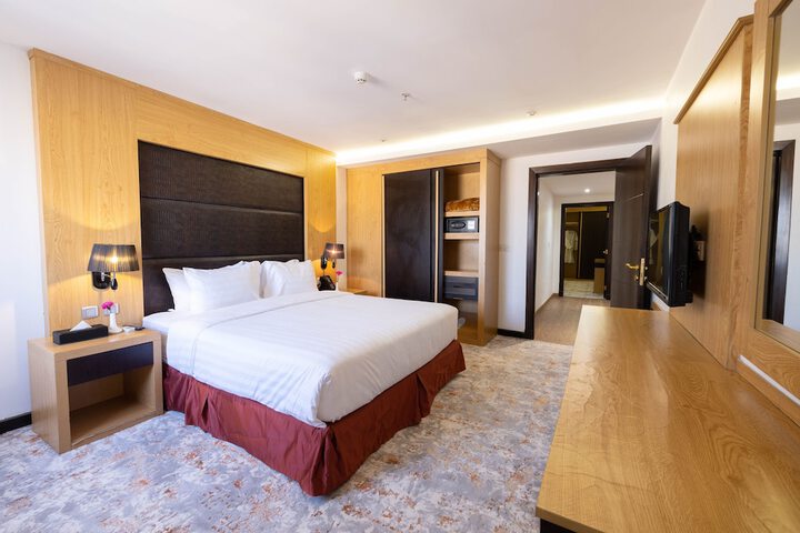 Room 17 of 58
