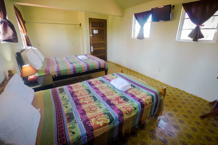 Room 28 of 258