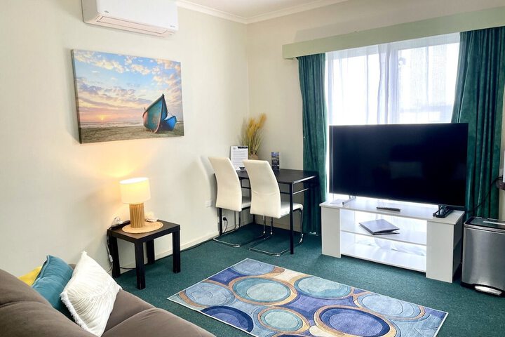 Room 47 of 62