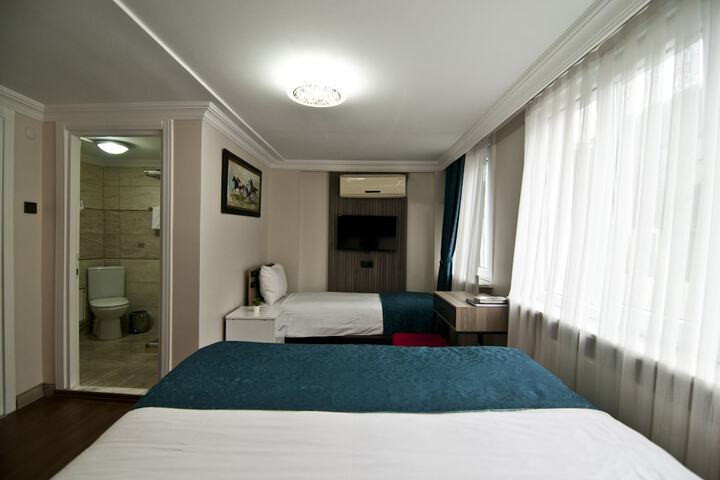 Room 10 of 54
