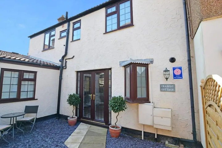 Cozy Holiday Home in East Runton near Beach