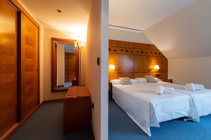 Room 48 of 124