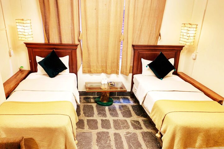 Room 26 of 91