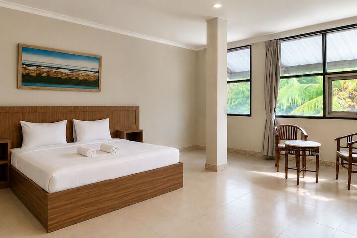 Room 4 of 13