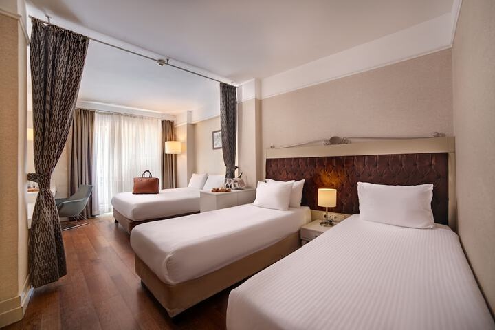 Room 14 of 70