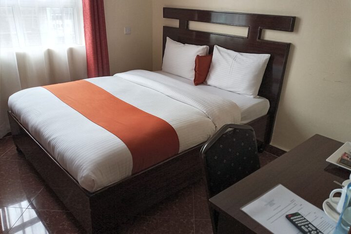 Room 15 of 35