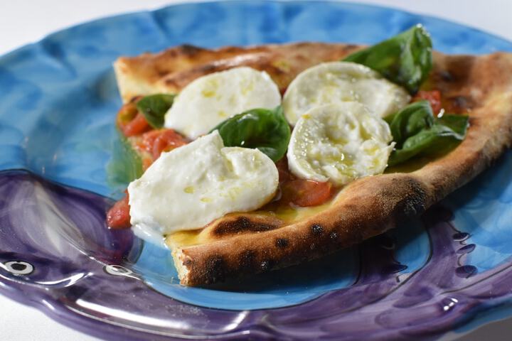 Dining 42 of 67