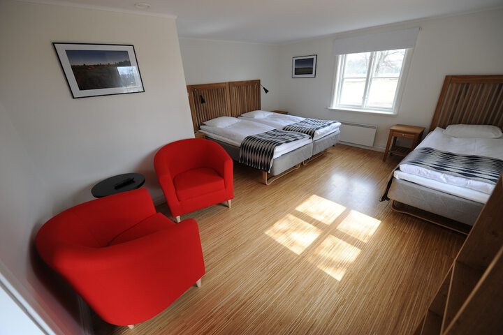 Room 7 of 38