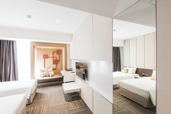 Room 19 of 52