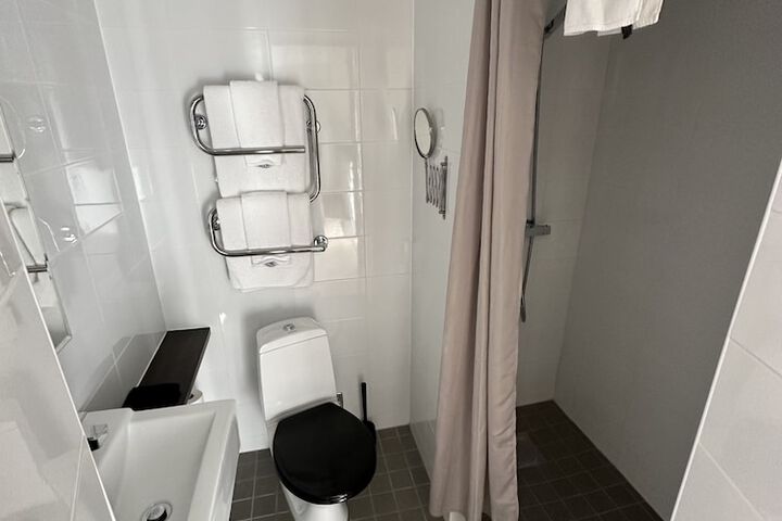 Room 88 of 126