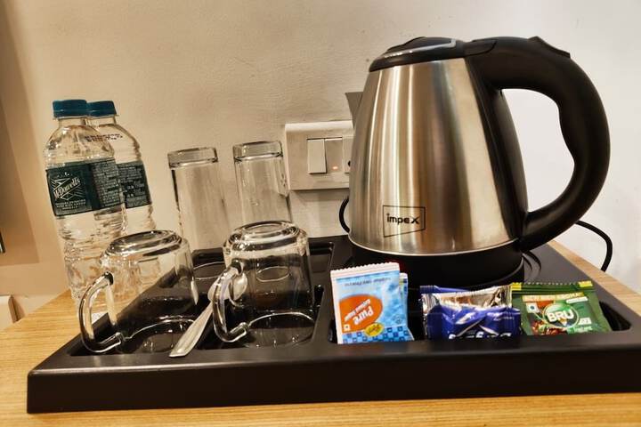 Breakfast/Coffee Service 4 of 7