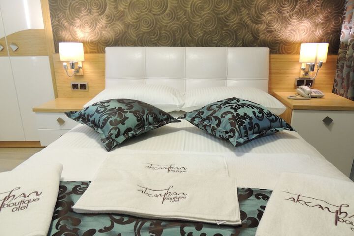 Room 5 of 20