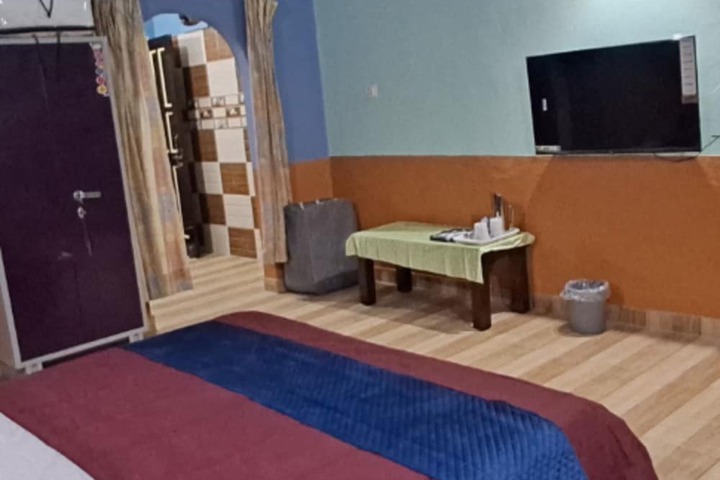Room 4 of 60