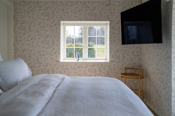 Room 46 of 79