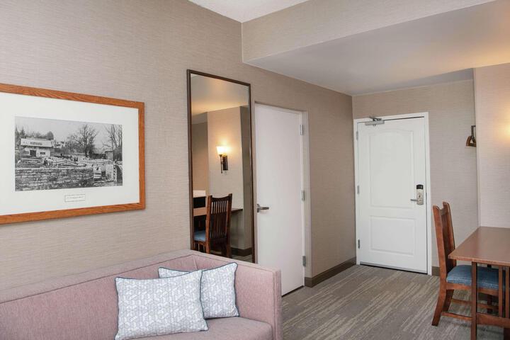 2 Double Beds (11 of 15)