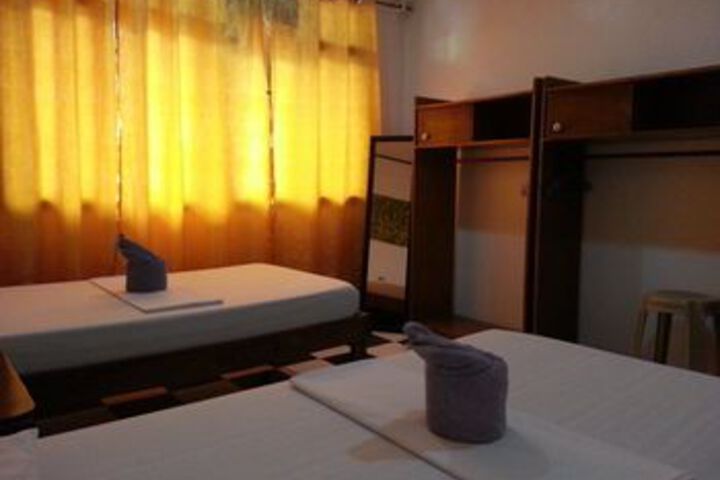 Room 7 of 31