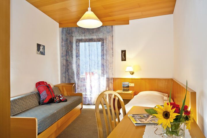 Room 5 of 44