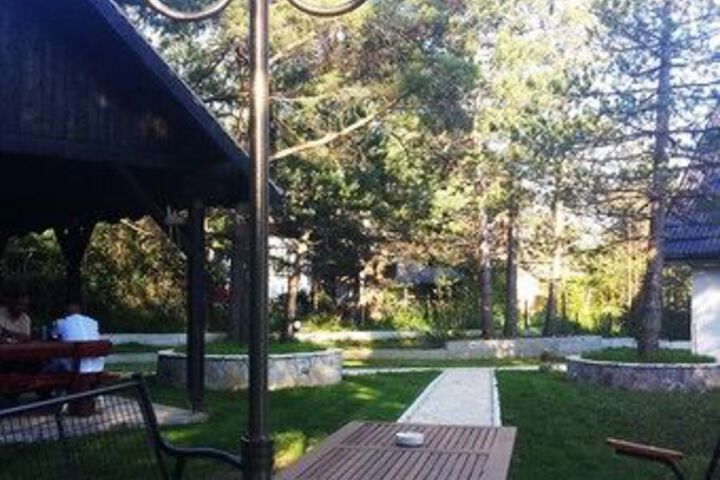 Property Grounds 11 of 15