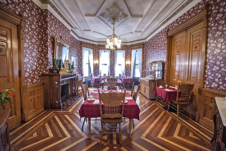 Breakfast/Coffee Service 42 of 47