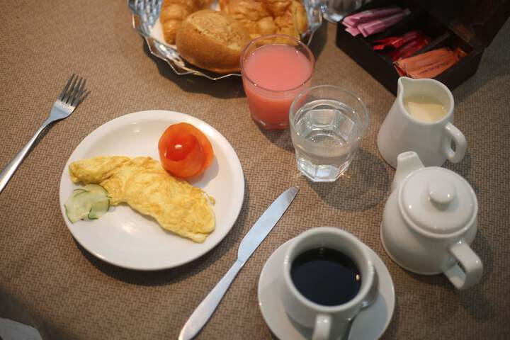 Breakfast/Coffee Service 59 of 86