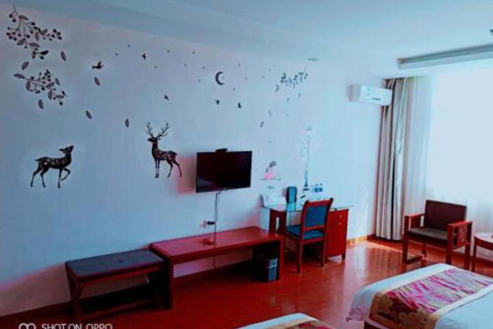 Exterior of Kunyi Boutique Hotel Zhangye Shandan