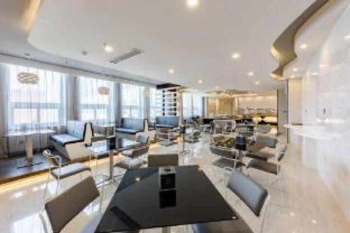 Jiayi Hotel (Dongying West Second Road Ginza Mall, Petrochemical College Store)