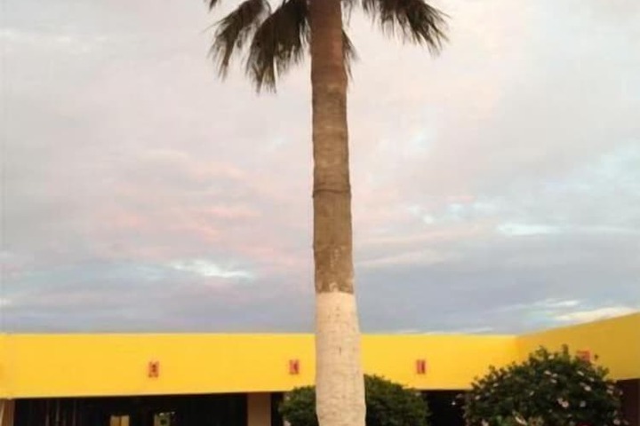 Hotel 43 of 44