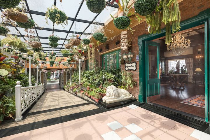 Hotel Exterior 54 of 59