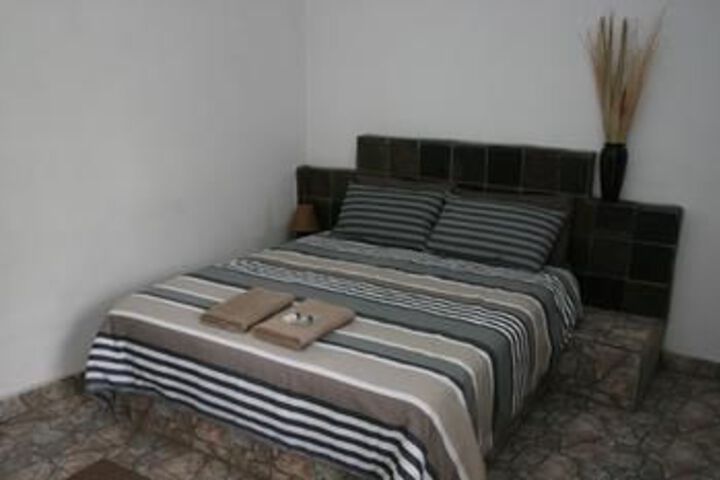 Room 6 of 21