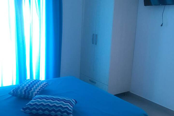 Room 7 of 35