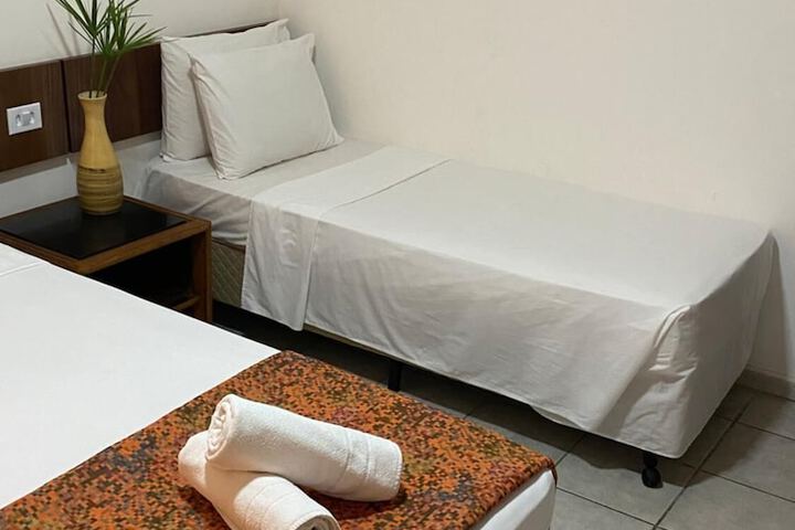 Room 4 of 49