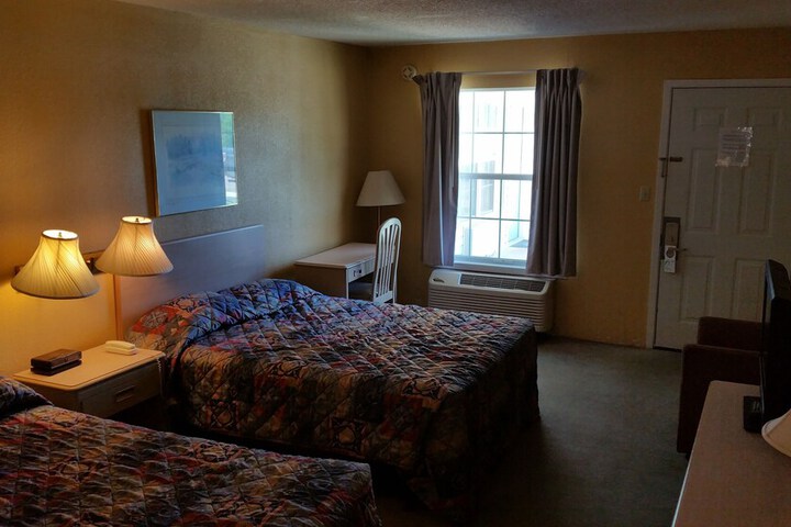 Room 13 of 46