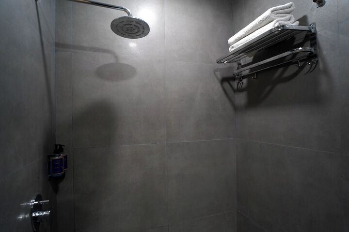 Room 65 of 111