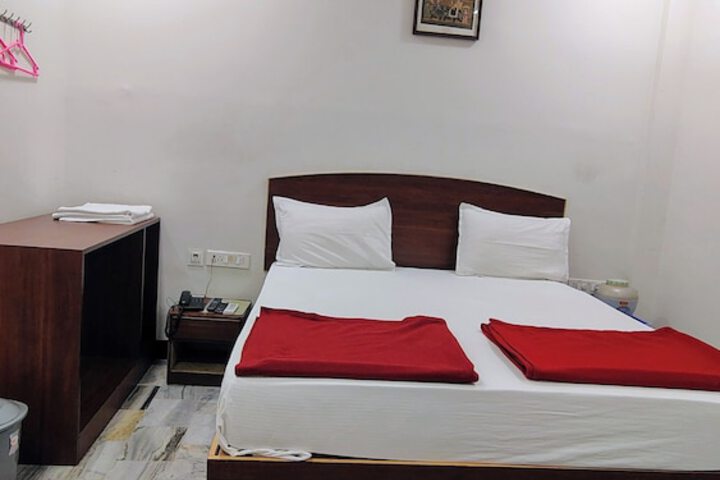 Room 5 of 22