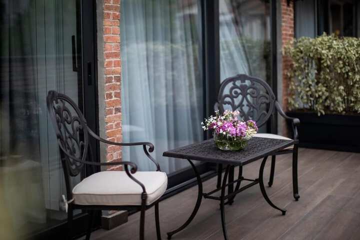 Terrace/Patio 29 of 47