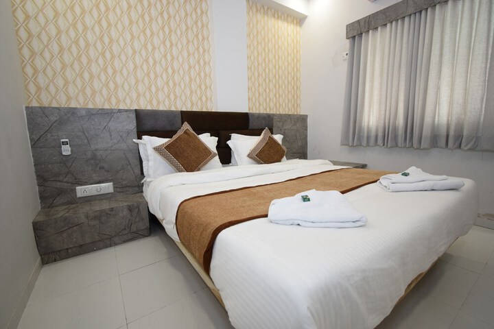 Room 10 of 22