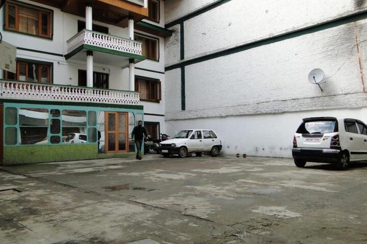 Hotel 3 of 5