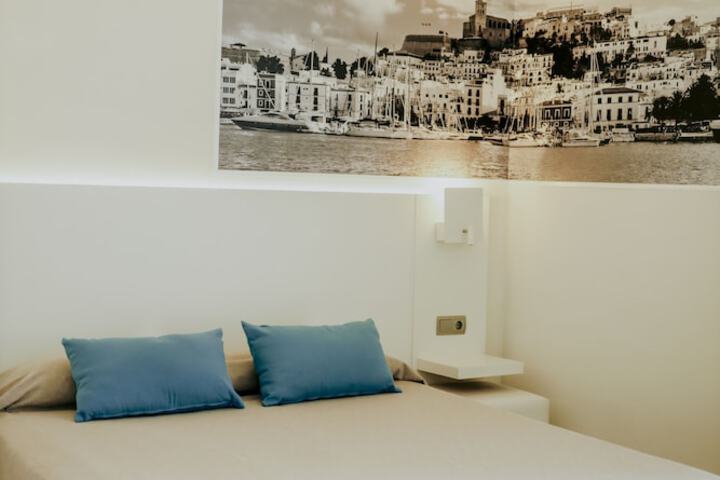 Room 16 of 58