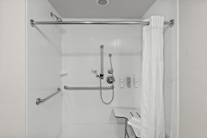 Room 42 of 53