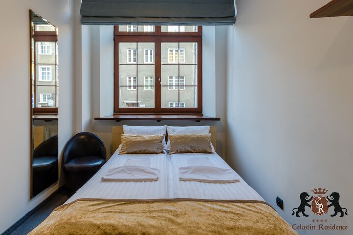 Room 48 of 146