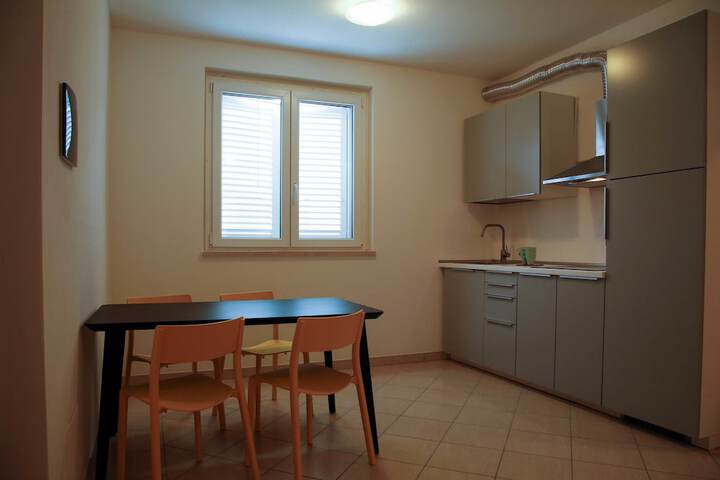 Room 45 of 94