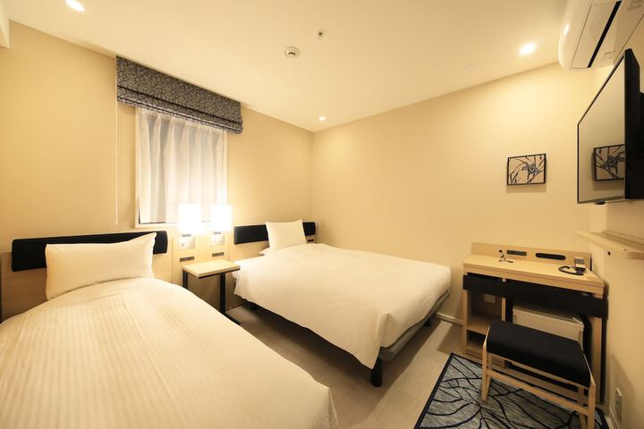 Room 15 of 82