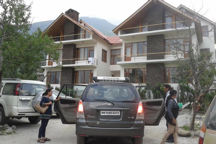 MOUNT VILLE COTTAGES & RESORTS