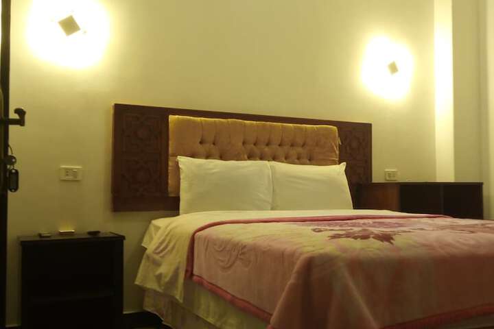 Room 15 of 41